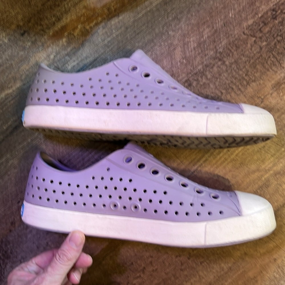 Native Lavender Jefferson Shoes - W8 - GUC